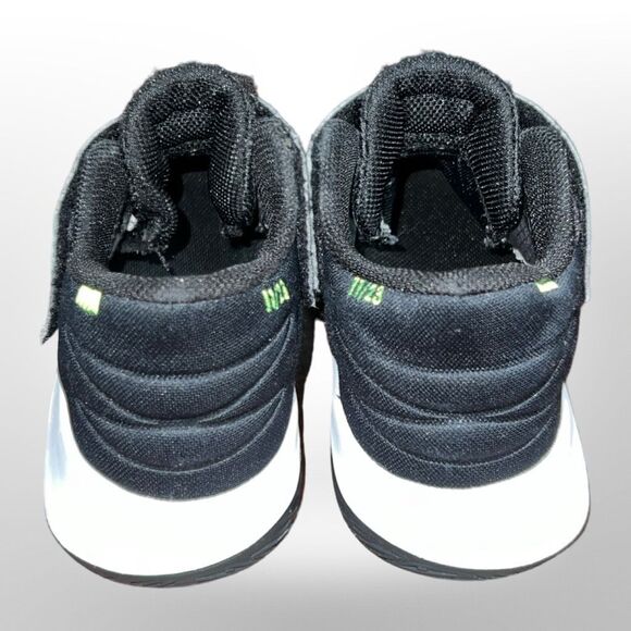 Youth Nike Kyrie Flytrap 5 PS 'Black Anthracite' DD0339-002 Size 2 Big Kids 2021 - Picture 3 of 7